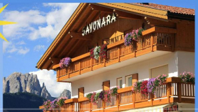 Гостиница Garni Sayonara  Моэна